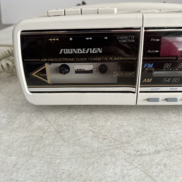 VINTAGE Soundesign 7580IVY AM/FM Alarm Clock radio Telephone Cassette Player - Picture 2 of 9